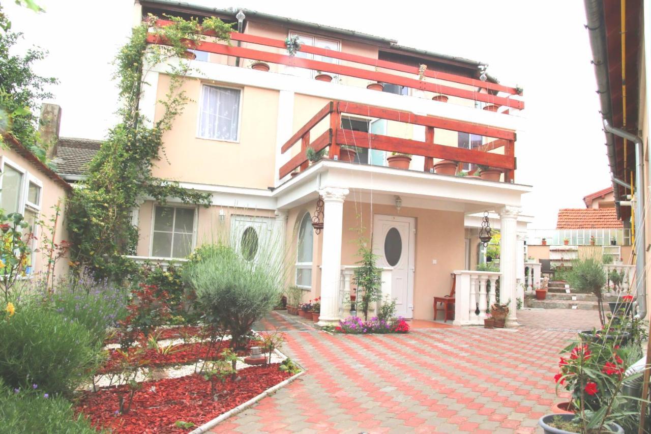Yox Apartment 4 Oradea Luaran gambar