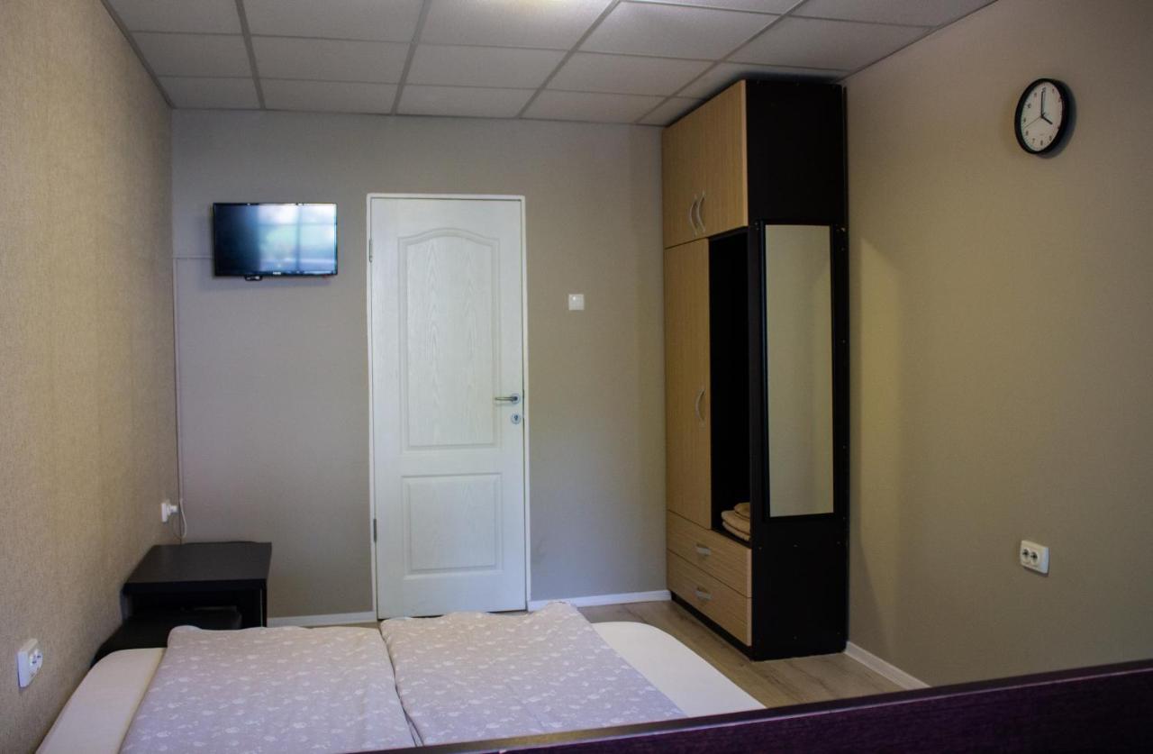 Yox Apartment 4 Oradea Luaran gambar